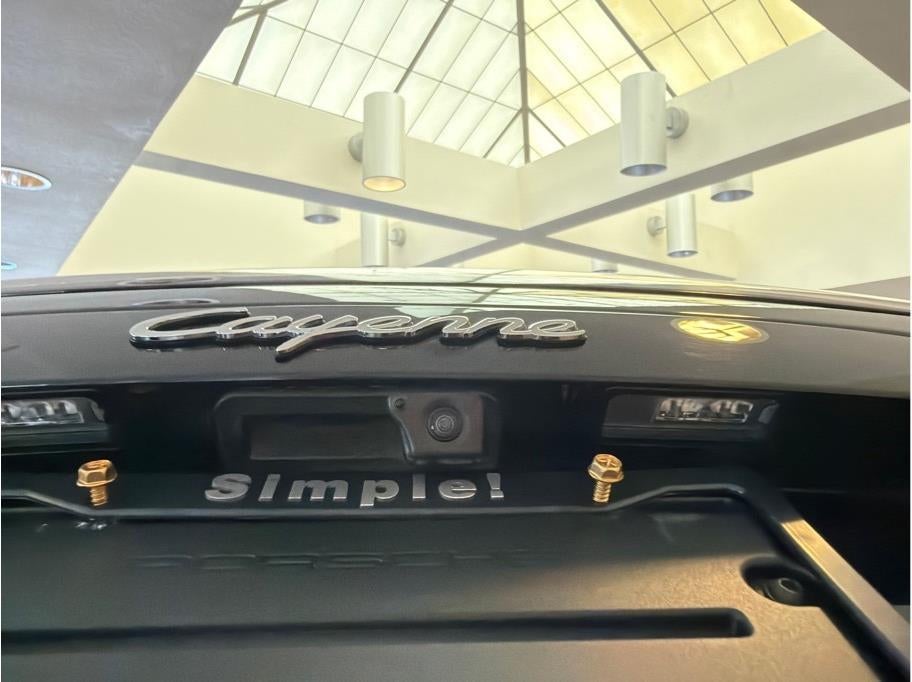 2021 Porsche Cayenne E-Hybrid Sport Utility 4D