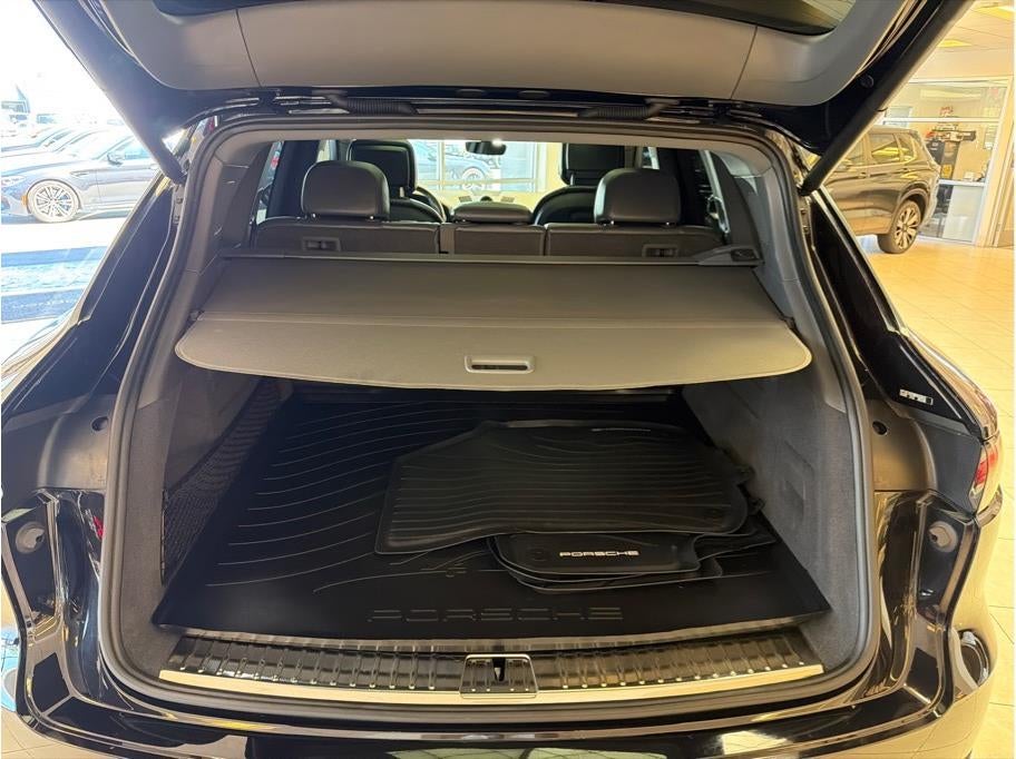2021 Porsche Cayenne E-Hybrid Sport Utility 4D