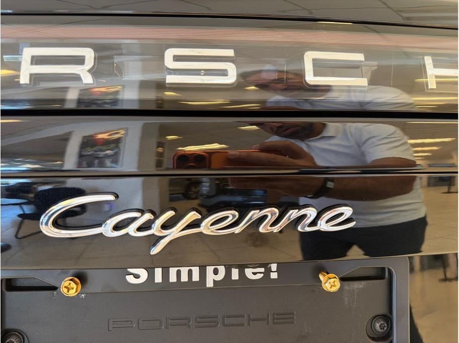 2021 Porsche Cayenne E-Hybrid Sport Utility 4D