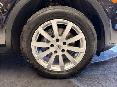 2021 Porsche Cayenne E-Hybrid Sport Utility 4D