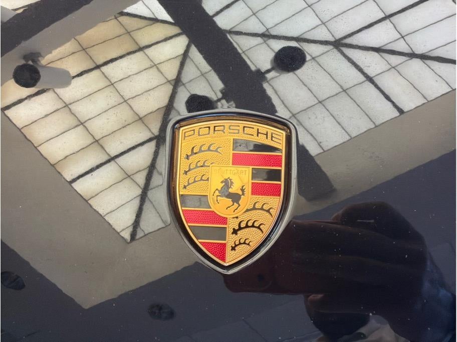 2021 Porsche Cayenne E-Hybrid Sport Utility 4D