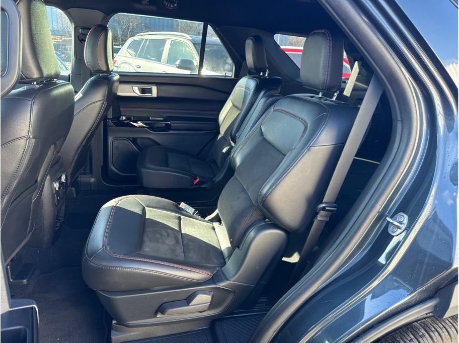 2023 Ford Explorer ST-Line Sport Utility 4D