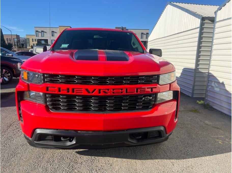 2021 Chevrolet Silverado 1500 Crew Cab Custom Pickup 4D 5 3/4 ft