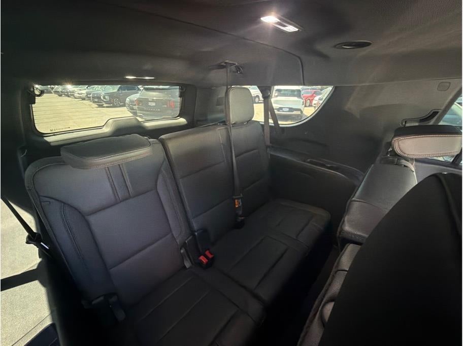 2025 Chevrolet Suburban RST Sport Utility 4D
