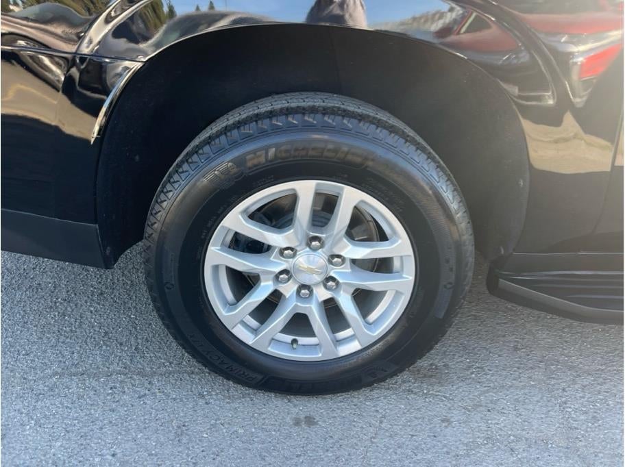 2021 Chevrolet Suburban LS Sport Utility 4D