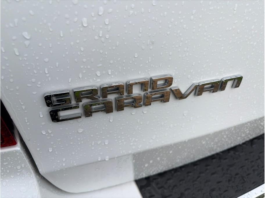 2017 Dodge Grand Caravan Passenger SE Minivan 4D