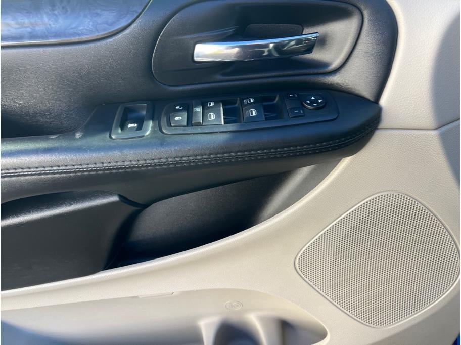 2018 Dodge Grand Caravan Passenger SE Minivan 4D