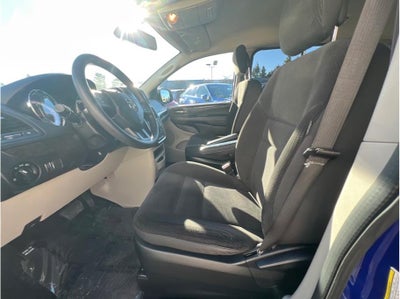 2018 Dodge Grand Caravan Passenger SE Minivan 4D