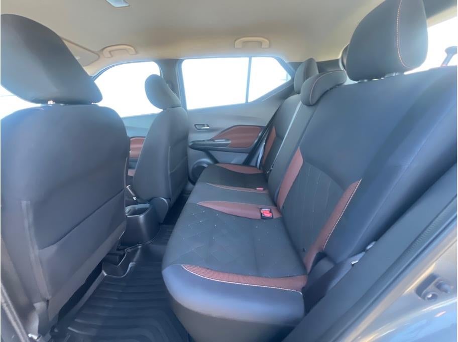 2019 Nissan Kicks SR Sport Utility 4D