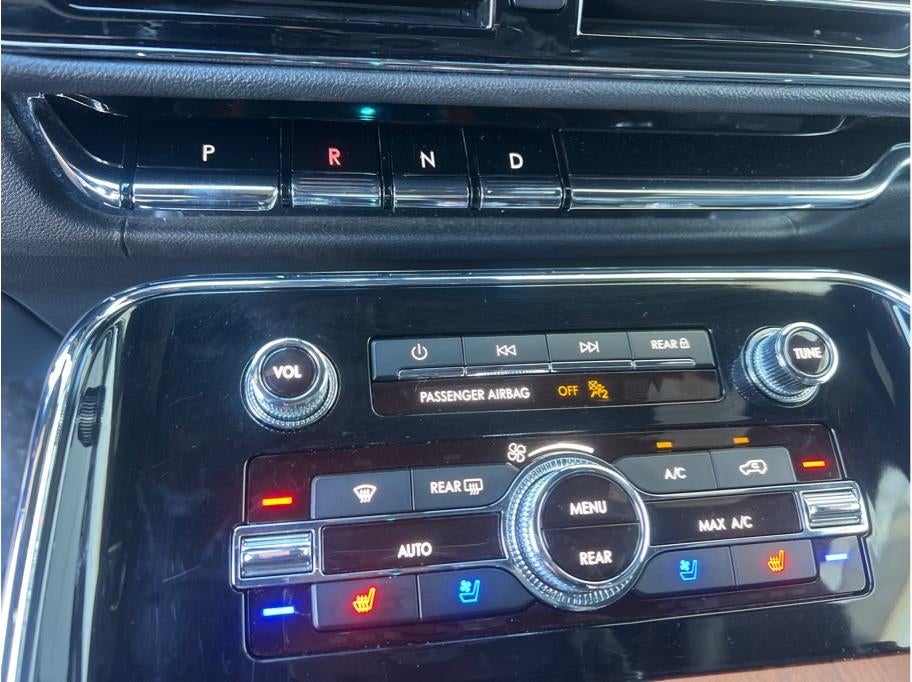 2024 Lincoln Navigator L Premier Sport Utility 4D