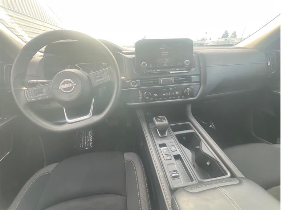 2024 Nissan Pathfinder S Sport Utility 4D