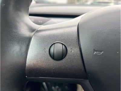 2018 Tesla Model 3 Long Range Sedan 4D