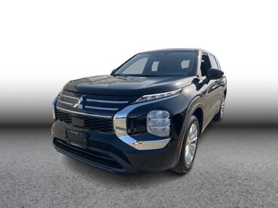 2026 Mitsubishi Outlander ES