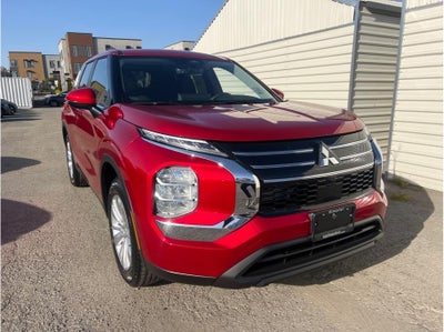 2026 Mitsubishi Outlander ES