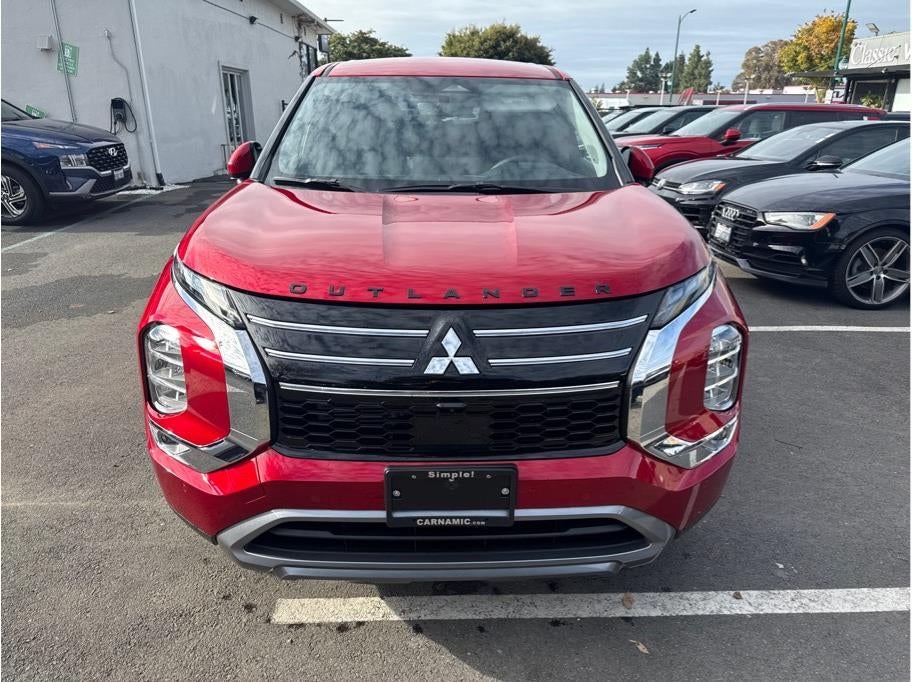 2026 Mitsubishi Outlander SE