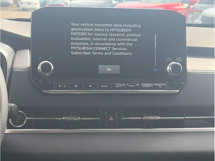 2025 Mitsubishi Outlander PHEV SE