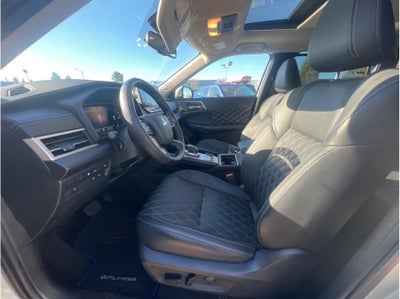 2023 Mitsubishi Outlander PHEV SEL Sport Utility 4D