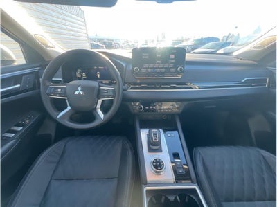 2023 Mitsubishi Outlander PHEV SEL Sport Utility 4D