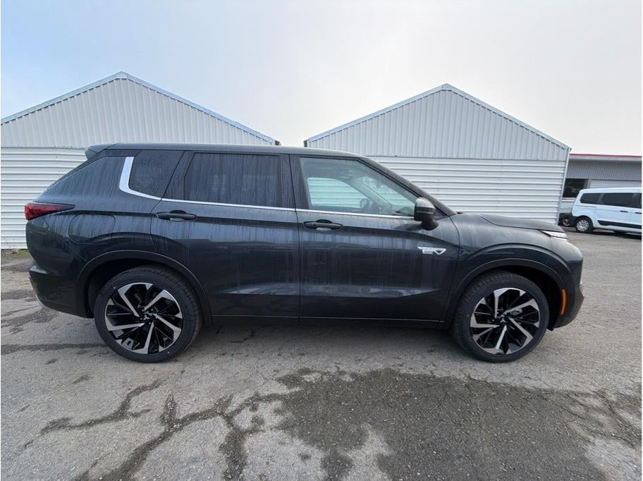 2025 Mitsubishi Outlander PHEV SE