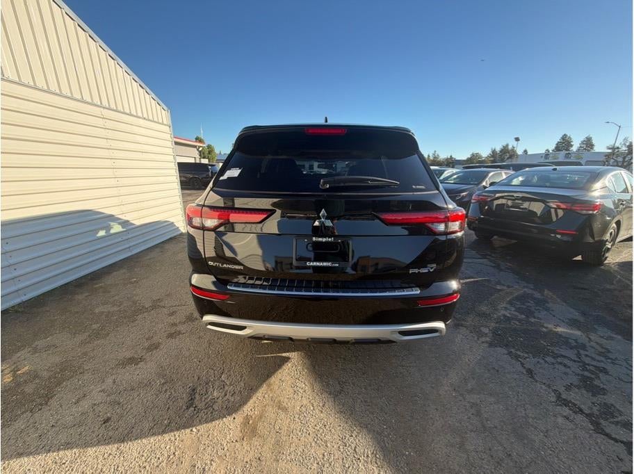 2025 Mitsubishi Outlander PHEV SE Tech Package