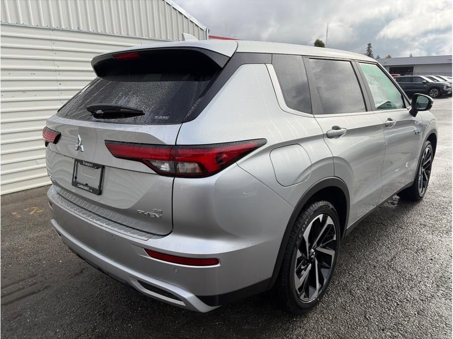 2025 Mitsubishi Outlander PHEV SE