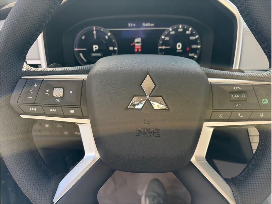 2025 Mitsubishi Outlander PHEV SEL