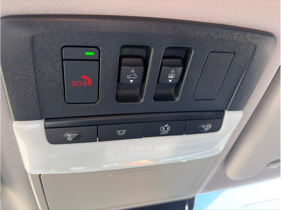 2025 Mitsubishi Outlander PHEV SEL