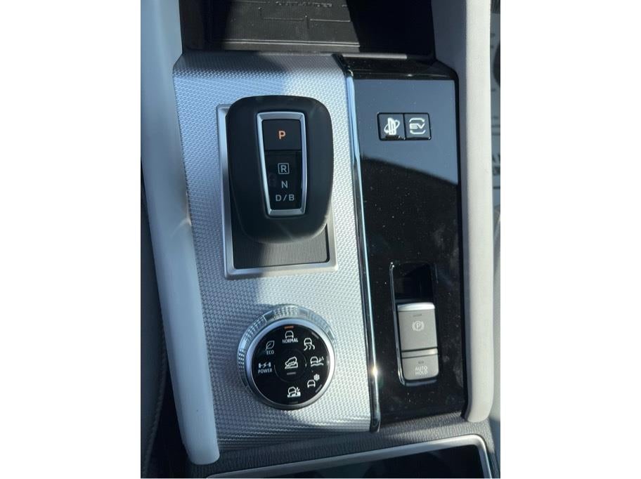 2025 Mitsubishi Outlander PHEV SEL