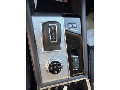 2025 Mitsubishi Outlander PHEV SEL