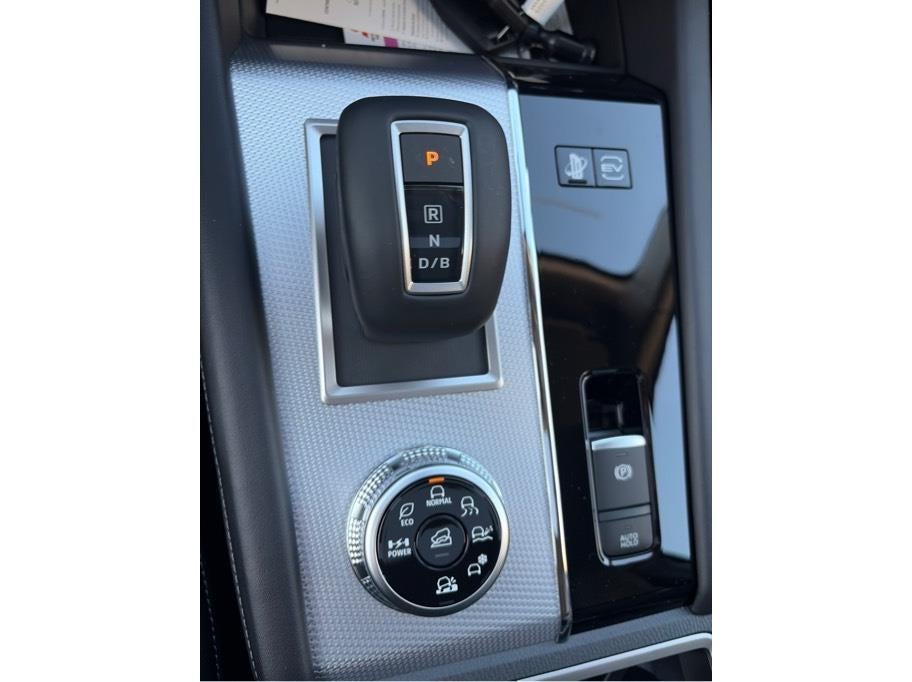 2025 Mitsubishi Outlander PHEV SEL