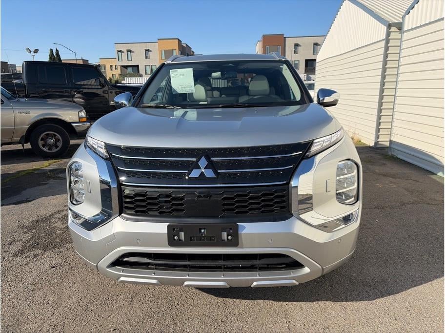 2025 Mitsubishi Outlander PHEV SEL