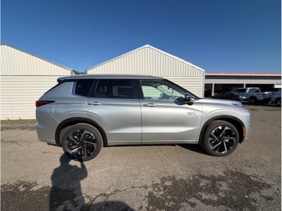 2025 Mitsubishi Outlander PHEV SEL