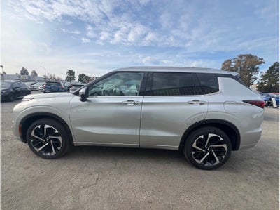 2025 Mitsubishi Outlander PHEV SEL