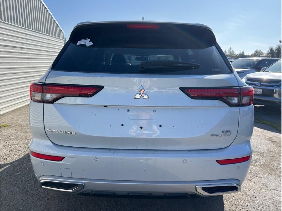 2025 Mitsubishi Outlander PHEV SEL