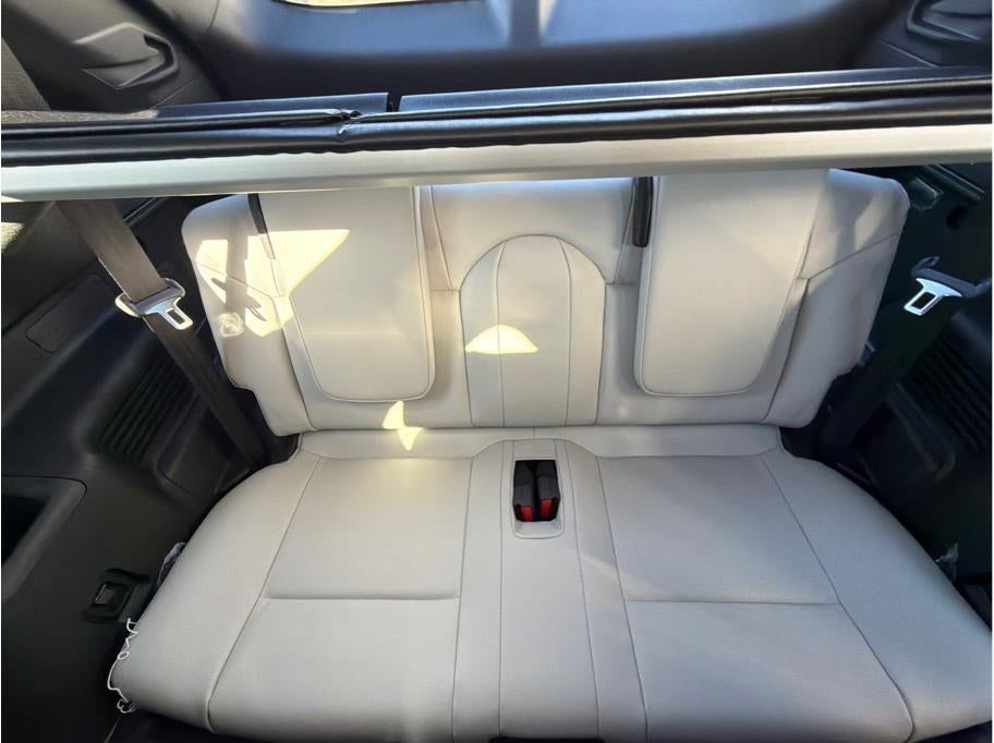 2025 Mitsubishi Outlander PHEV SEL