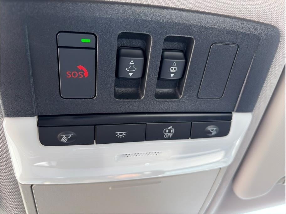 2025 Mitsubishi Outlander PHEV SEL