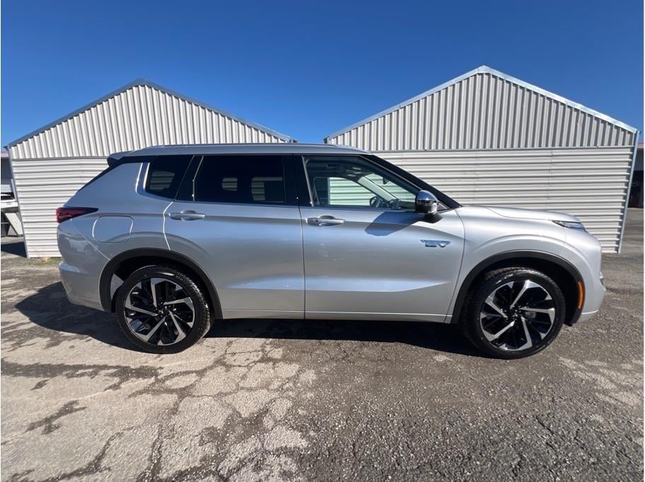 2025 Mitsubishi Outlander PHEV SEL
