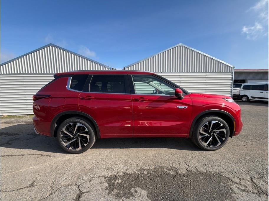 2025 Mitsubishi Outlander PHEV SEL