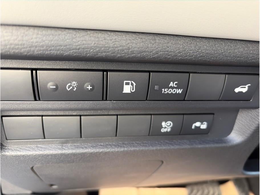 2025 Mitsubishi Outlander PHEV SEL