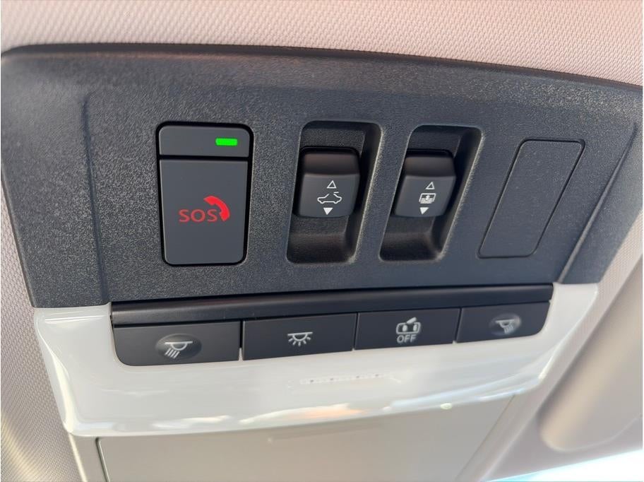 2025 Mitsubishi Outlander PHEV SEL