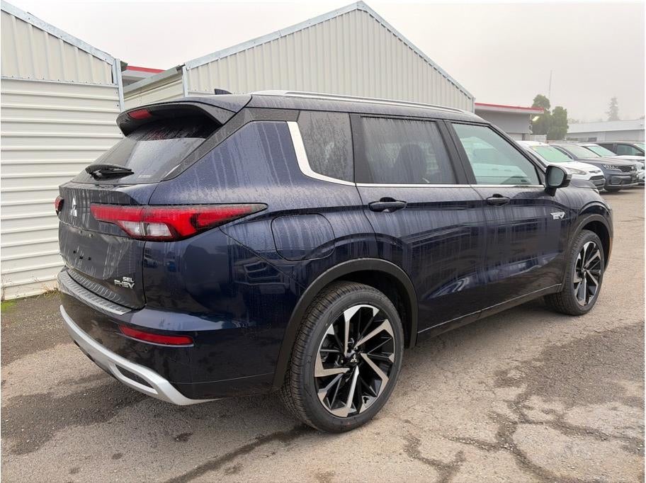 2025 Mitsubishi Outlander PHEV SEL