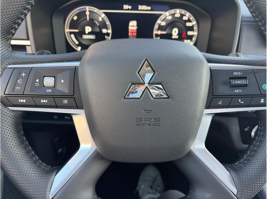 2025 Mitsubishi Outlander PHEV SEL