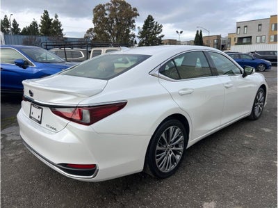 2019 Lexus ES ES 300h Sedan 4D