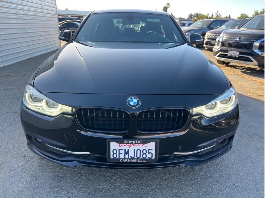 2018 BMW 3 Series 330i Sedan 4D