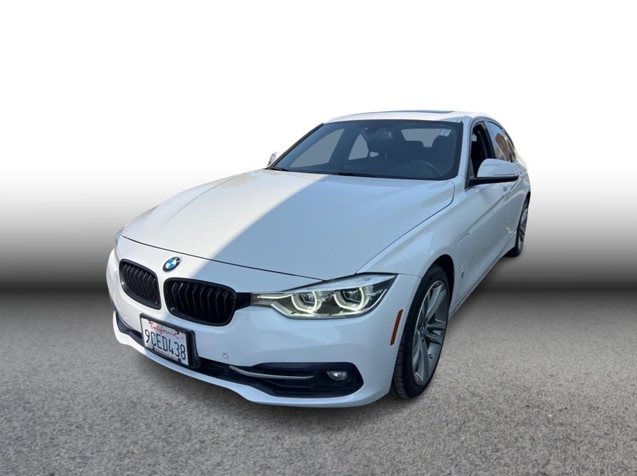 2018 BMW 3 Series 330e iPerformance Sedan 4D