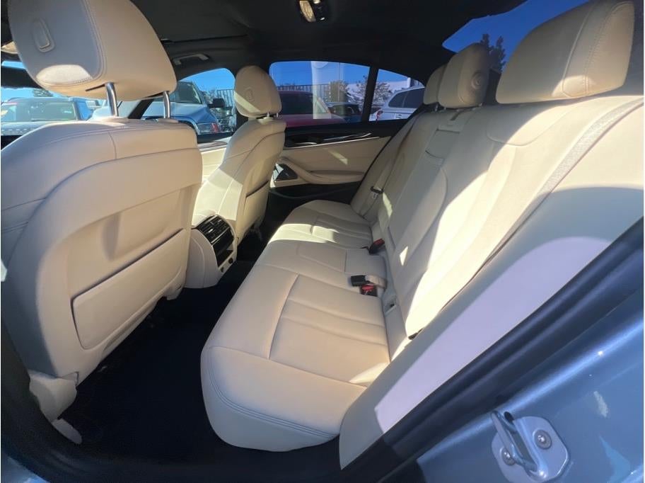 2019 BMW 5 Series 530i Sedan 4D