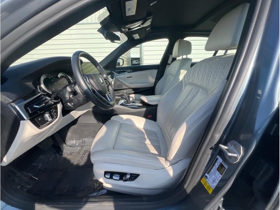 2018 BMW 5 Series 540i Sedan 4D