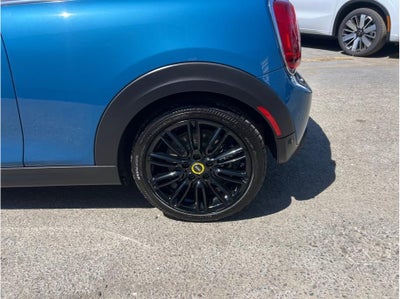 2023 MINI Hardtop 2 Door Cooper SE Hatchback 2D