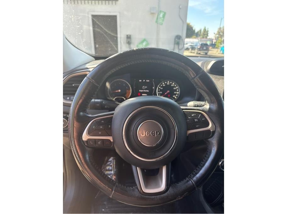 2017 Jeep Renegade Latitude Sport Utility 4D