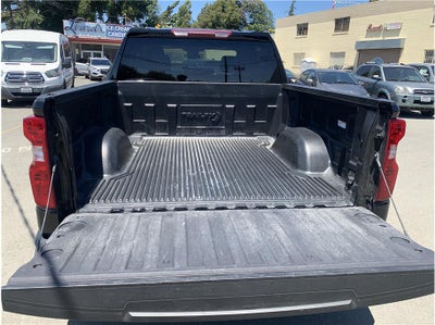 2025 Chevrolet Silverado 1500 Crew Cab LT Pickup 4D 5 3/4 ft